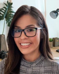 Denise Estrada Headshot